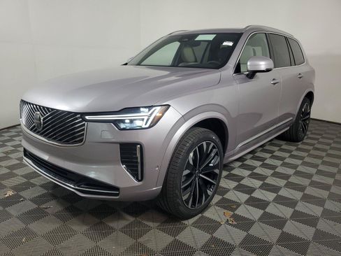 Certified 2026 Volvo XC90 B6 Plus w/ Protection Package Premier AWD/4WD image 3