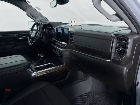 Used 2024 Chevrolet Silverado 1500 LT AWD/4WD image 30