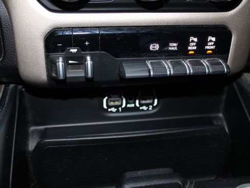 Used 2022 RAM 2500 Laramie image 29