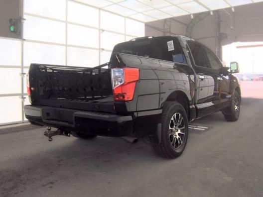 Used 2021 Nissan Titan SV w/ SV Convenience Package RWD image 2