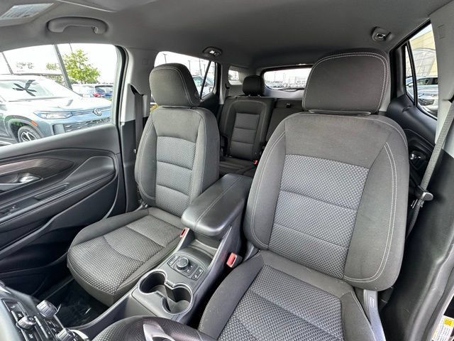 Used 2022 GMC Terrain SLE w/ Driver Convenience Package AWD/4WD image 31