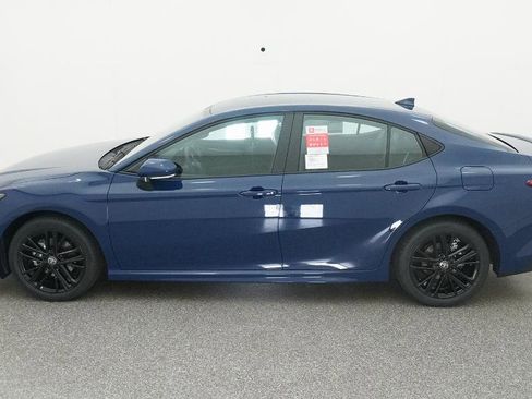 New 2026 Toyota Camry SE image 31