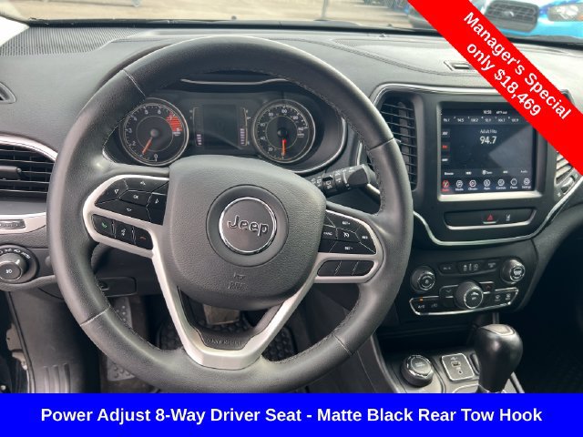 Used 2022 Jeep Cherokee Latitude AWD/4WD image 13