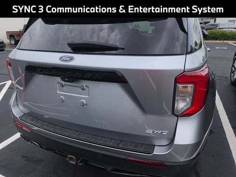Used 2024 Ford Explorer ST-Line w/ Class IV Trailer Tow Package AWD/4WD image 7
