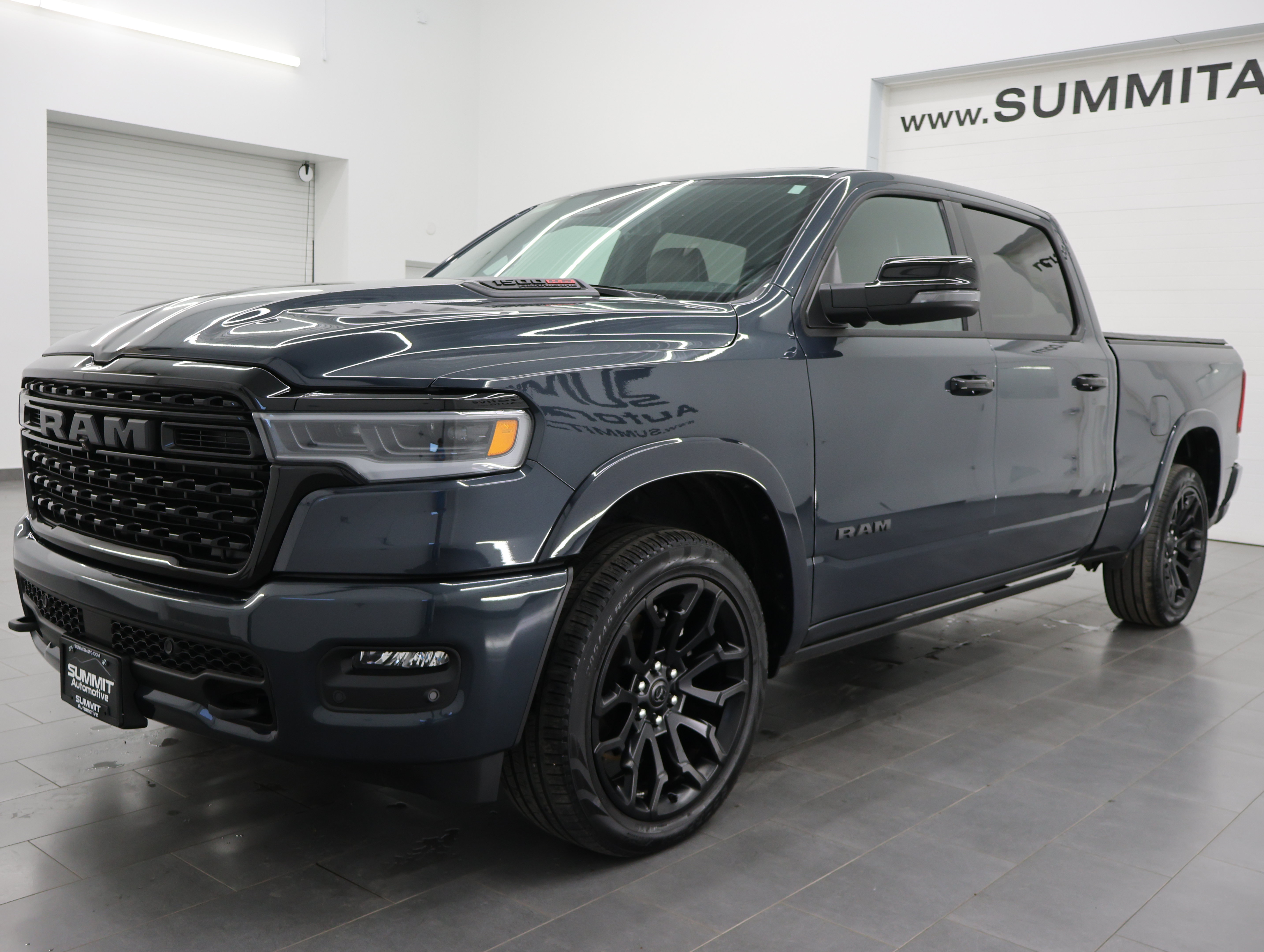 Used 2026 RAM 1500 Limited AWD/4WD image 7