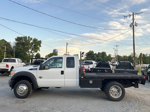 Used 2012 Ford F550 4x4 SuperCab Super Duty w/ XL Value Pkg image 10