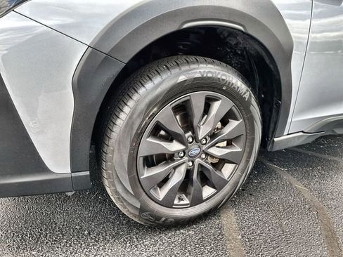 Certified 2025 Subaru Outback Onyx Edition AWD/4WD image 8