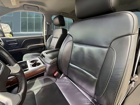 Used 2015 GMC Sierra 1500 SLT w/ SLT Crew Cab Value Package AWD/4WD image 25