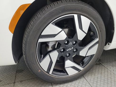 Used 2024 Kia Soul GT-Line image 31