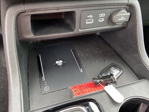 Used 2025 Honda Pilot EX-L image 39