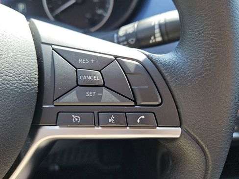 New 2025 Nissan Versa SV w/ Trunk Package FWD image 13