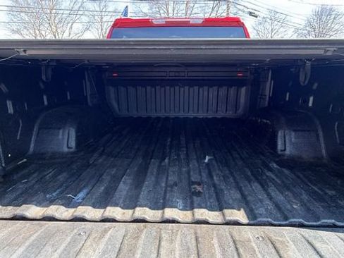 Certified 2022 GMC Sierra 1500 SLT w/ Max Trailering Package AWD/4WD image 10