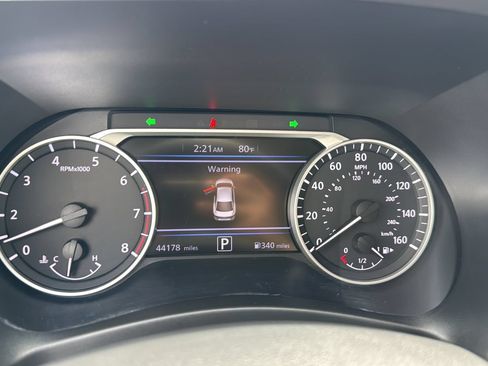 Used 2024 Nissan Sentra SV FWD image 13