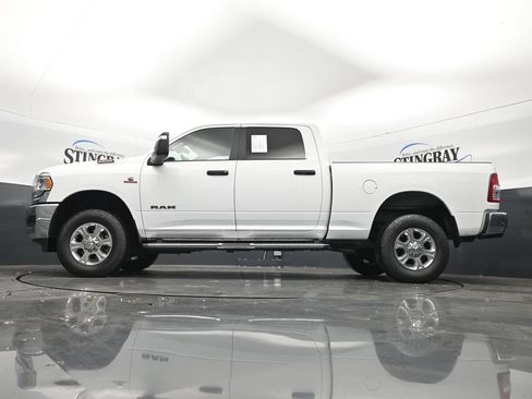 Used 2024 RAM 2500 Big Horn AWD/4WD image 29