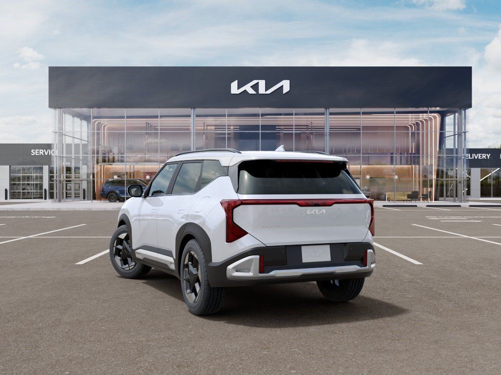 New 2027 Kia Seltos EX FWD image 4