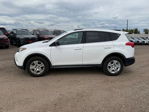 Used 2013 Toyota RAV4 LE AWD/4WD image 2