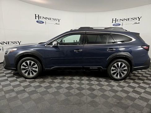 Used 2023 Subaru Outback Touring XT image 8