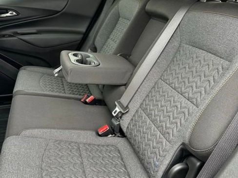 Used 2024 Chevrolet Equinox LT AWD/4WD image 15