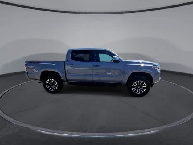 Used 2020 Toyota Tacoma TRD Sport w/ Technology Package AWD/4WD image 9