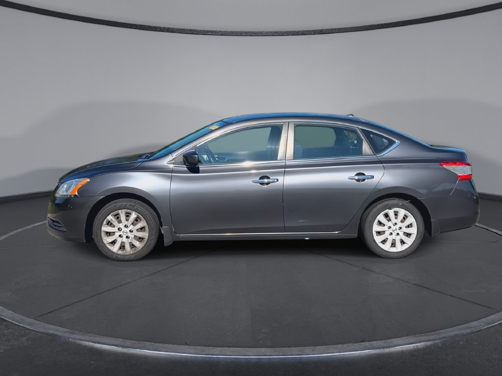 Used 2015 Nissan Sentra SV w/ Navigation Package FWD image 5