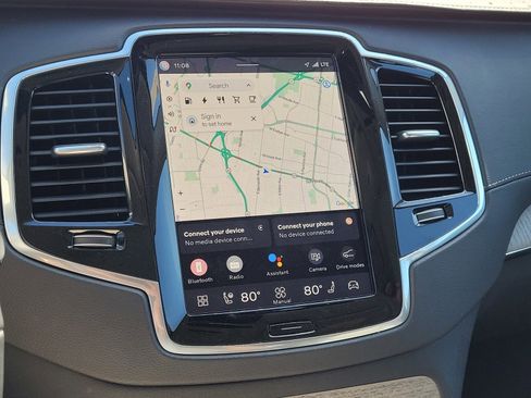 Certified 2025 Volvo XC90 T8 Ultra image 20