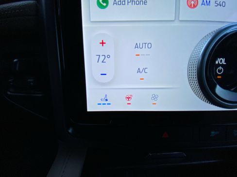 Used 2023 Ford Expedition Max Limited image 27