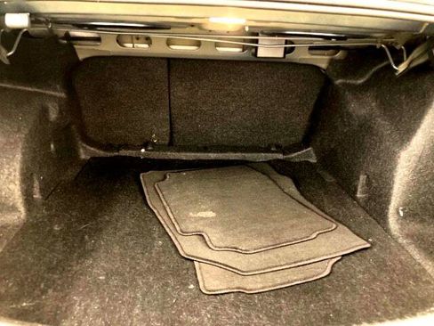 Used 2019 Chevrolet Malibu LT image 38