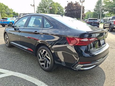 Used 2023 Volkswagen Jetta SEL FWD image 4
