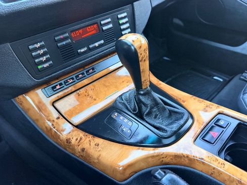 Used 2002 BMW X5 3.0i AWD/4WD image 43