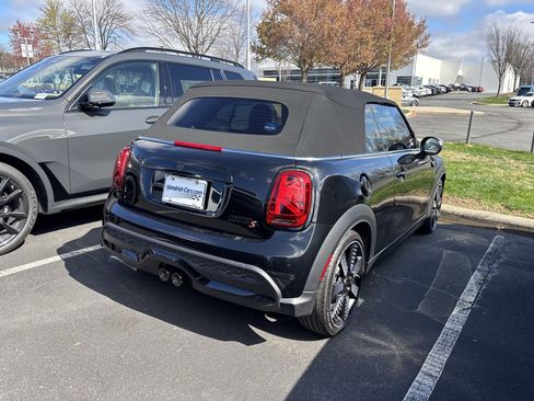Used 2023 MINI Cooper S image 24