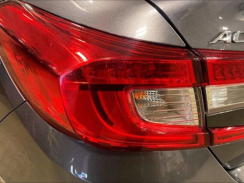 Used 2020 Honda Accord Sport image 29