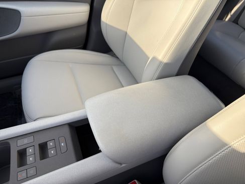 Certified 2025 Hyundai Ioniq 6 SEL image 14