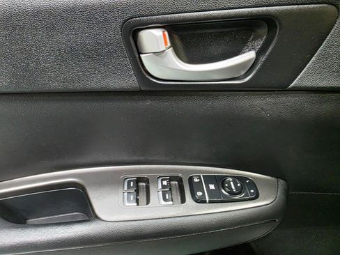 Used 2018 Kia Optima LX FWD image 18