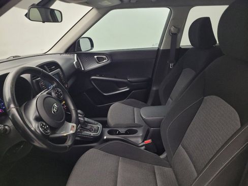 Used 2021 Kia Soul GT-Line FWD image 17