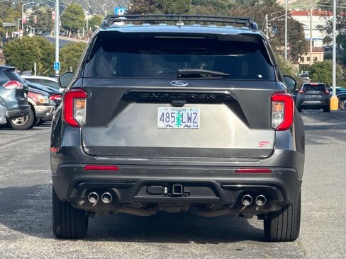 Used 2020 Ford Explorer ST w/ Premium Technology Package image 5