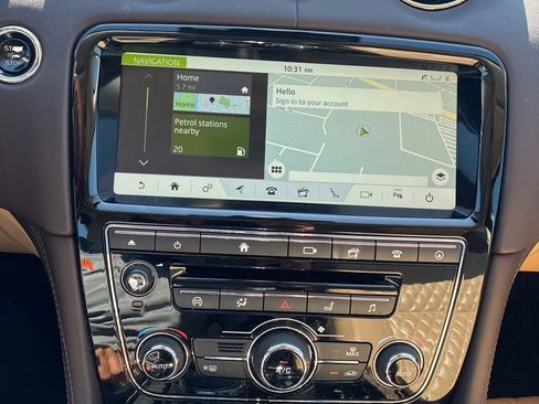 Used 2019 Jaguar XJ L Portfolio image 18