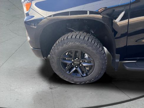New 2026 Chevrolet Silverado 1500 Custom Trail Boss w/ LPO, Dark Essentials Package image 12