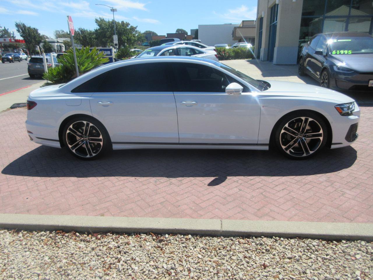 Used 2025 Audi A8 L 3.0T w/ EXECUTIVE PACKAGE w/ Executive Package AWD/4WD image 80