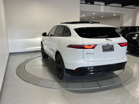 Used 2021 Jaguar F-PACE S image 14