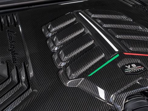 Used 2025 Lamborghini Urus SE image 50