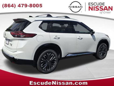 New 2026 Nissan Rogue Platinum AWD/4WD image 3