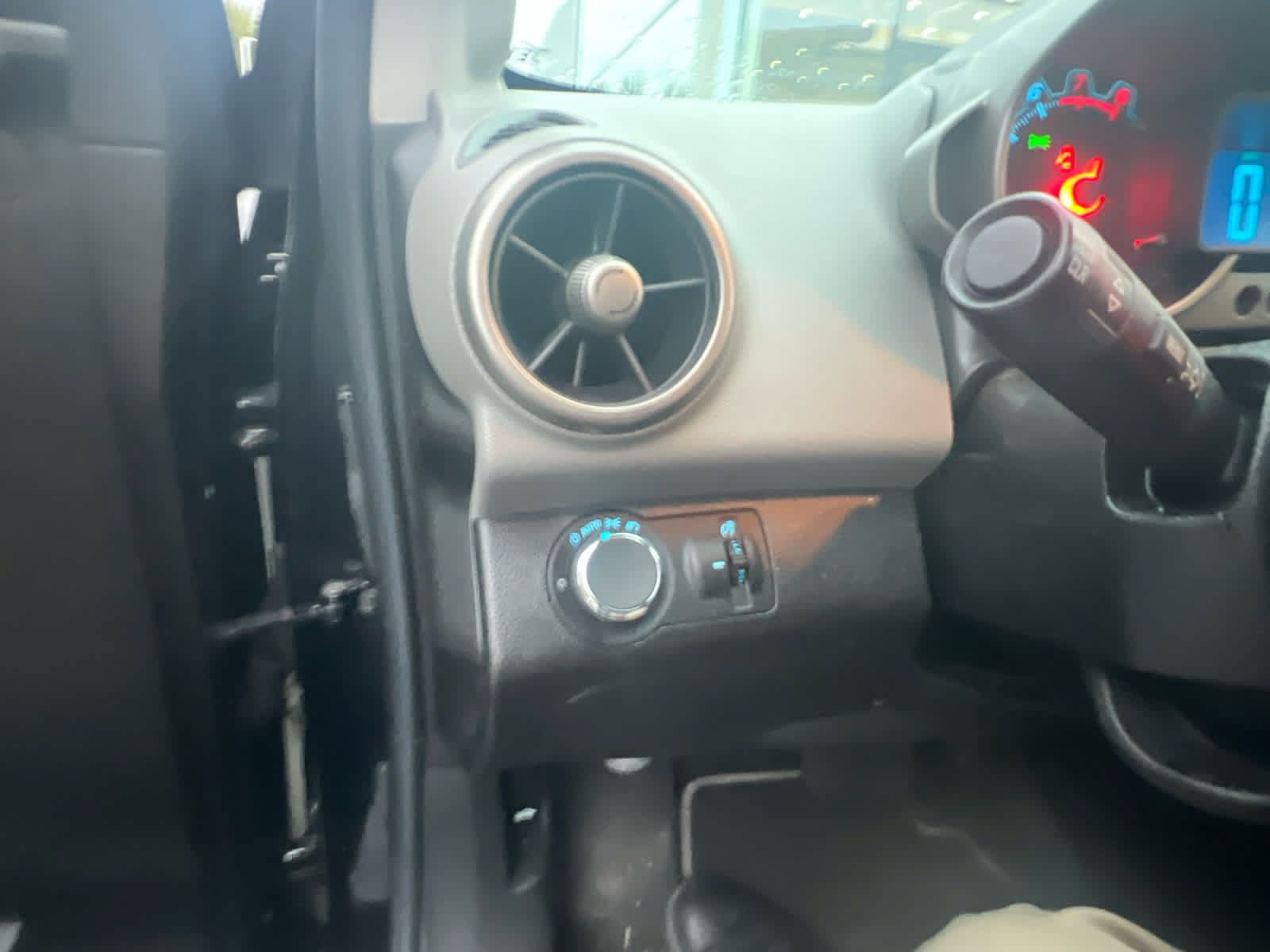 Used 2013 Chevrolet Sonic LT FWD image 8