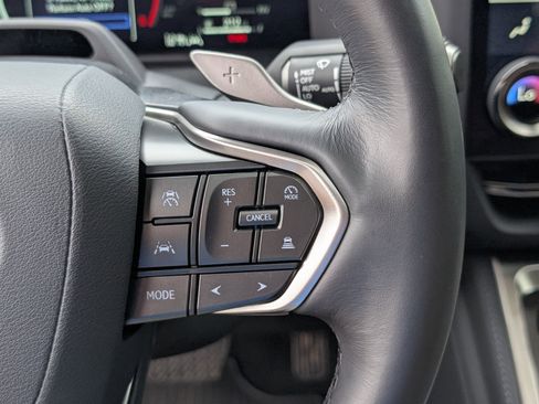 Used 2024 Lexus GX 550 image 26