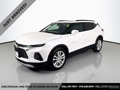 Used 2022 Chevrolet Blazer LT w/ Sound & Technology Package AWD/4WD image 1
