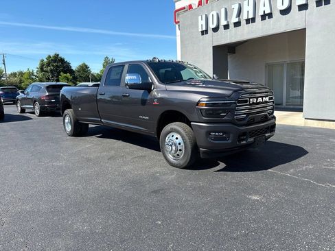 New 2026 RAM 3500 Laramie AWD/4WD image 2