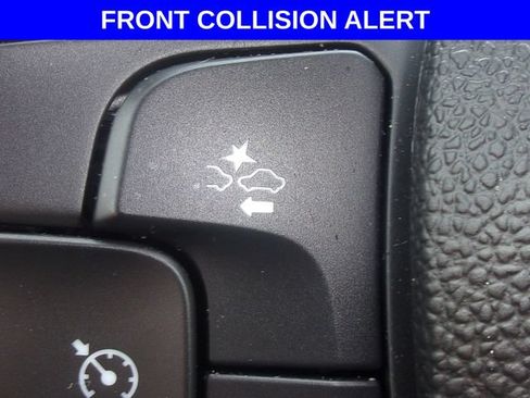 Used 2023 Buick Envision Essence FWD image 5
