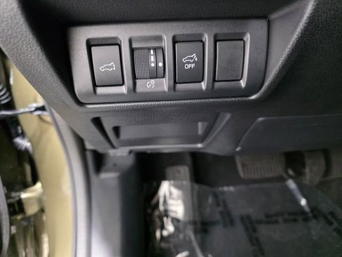 Certified 2025 Subaru Outback Limited image 18