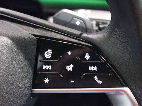 Used 2025 Audi Q6 e-tron Premium Plus w/ Premium Plus image 21