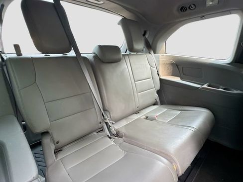 Used 2015 Honda Odyssey EX-L image 24