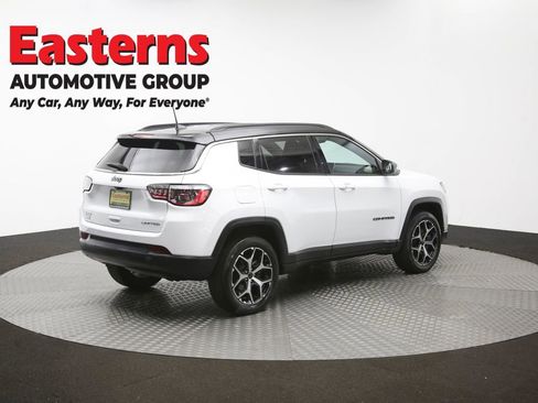 Used 2025 Jeep Compass Limited AWD/4WD image 41
